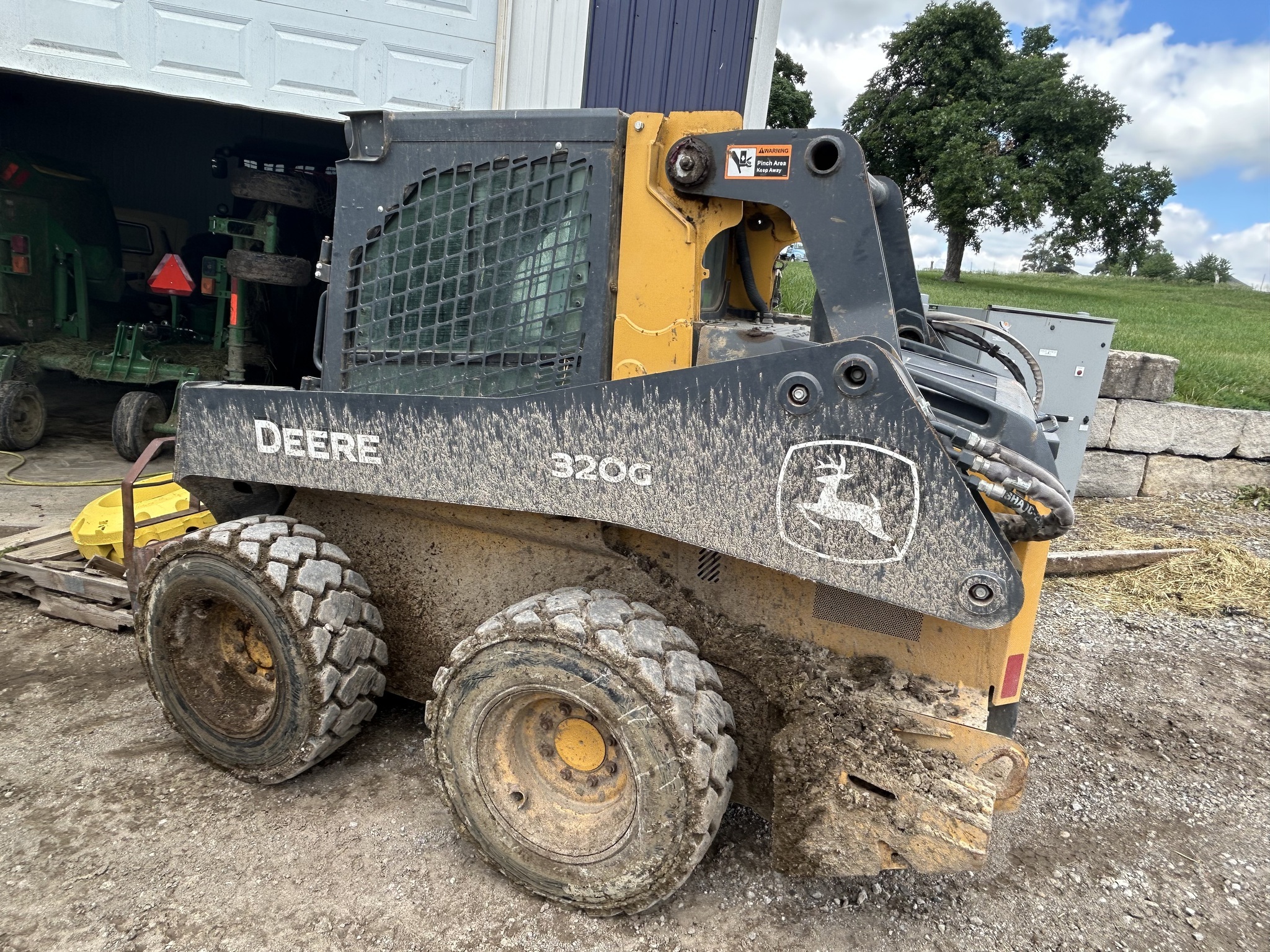 2022 Deere 320G Skid Steer