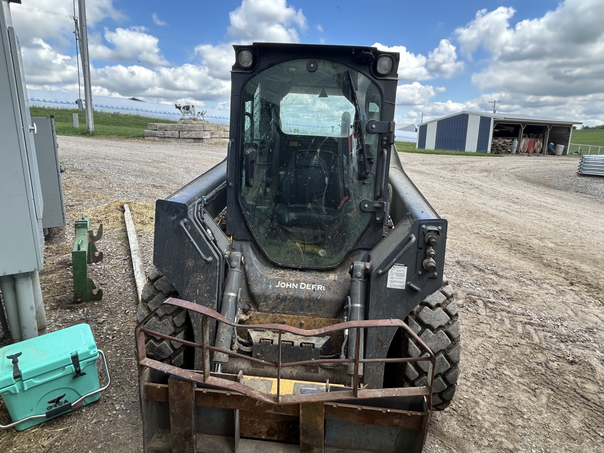 2022 Deere 320G Skid Steer