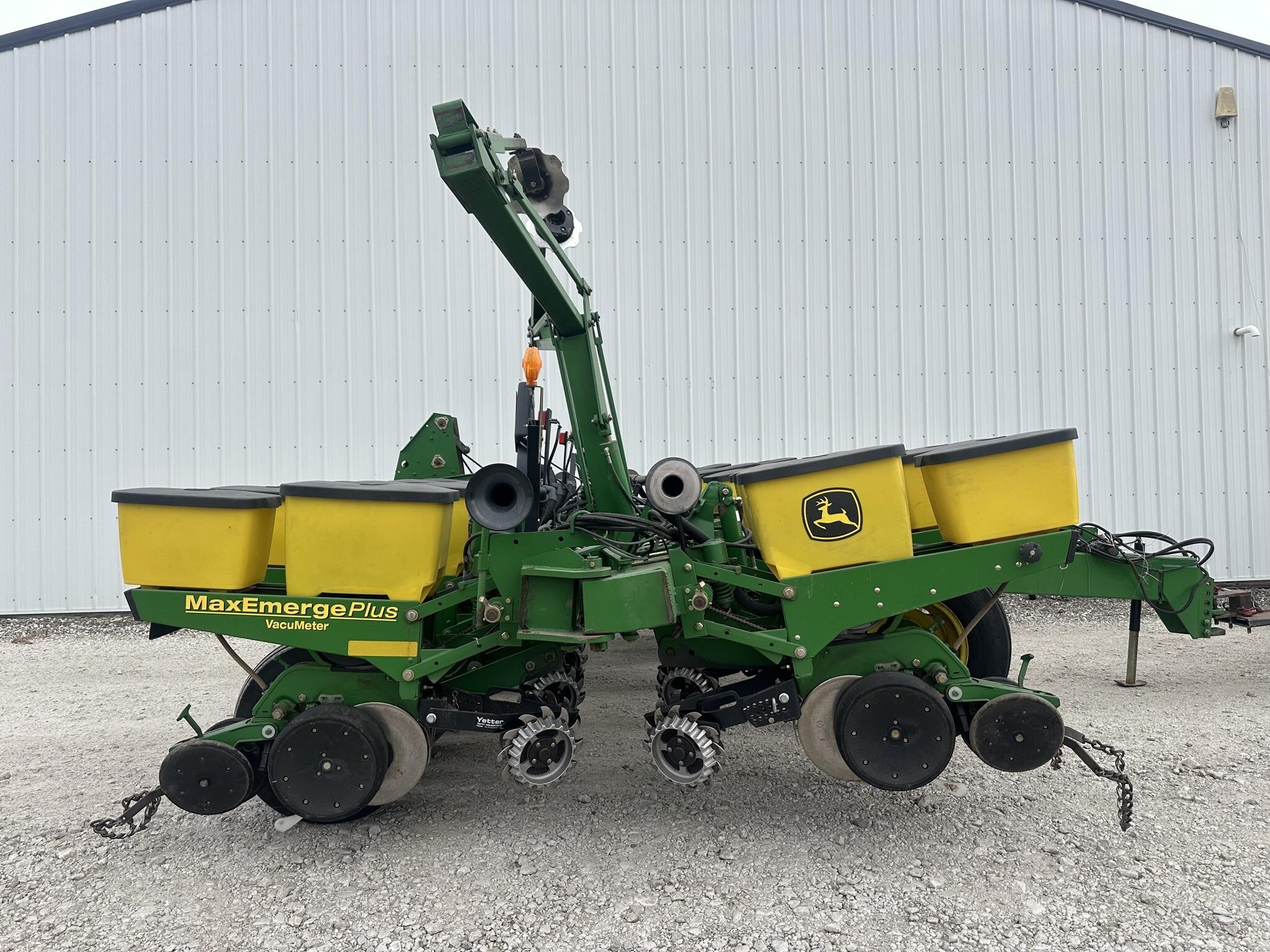 2001 John Deere 1760 Planter