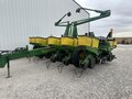 2001 John Deere 1760 Planter
