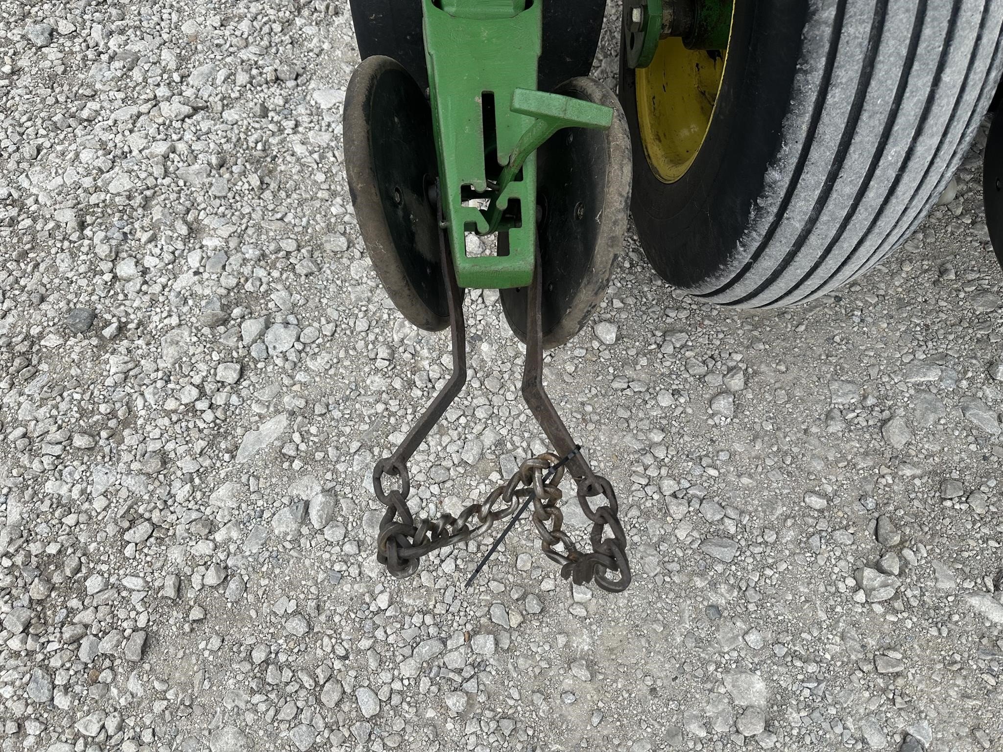 2001 John Deere 1760 Planter