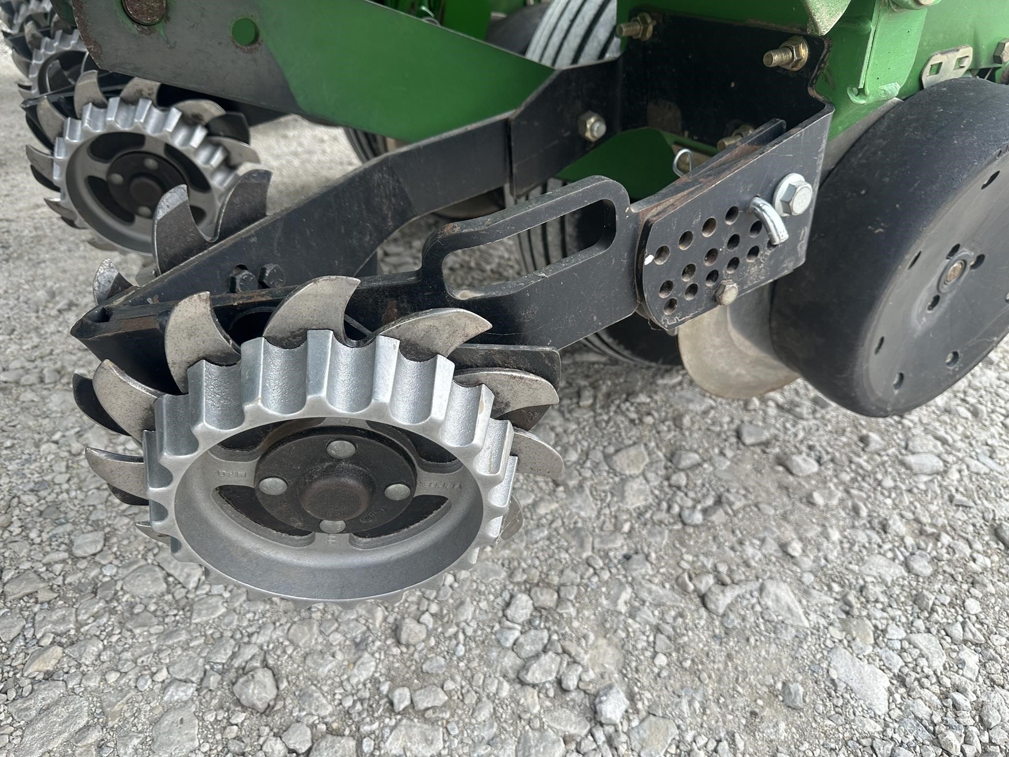 2001 John Deere 1760 Planter