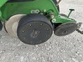 2001 John Deere 1760 Planter