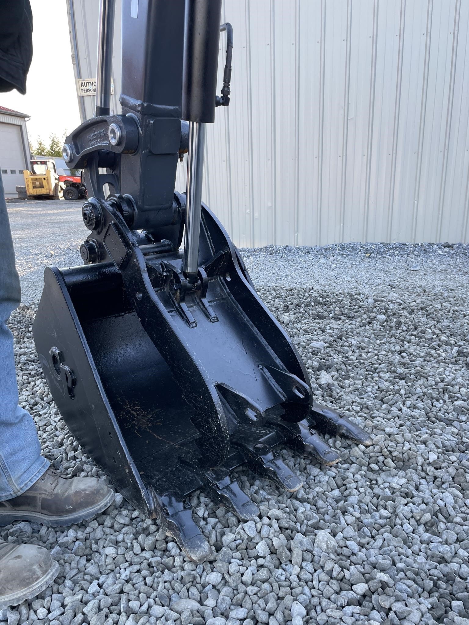  Volvo ECR38 Excavator