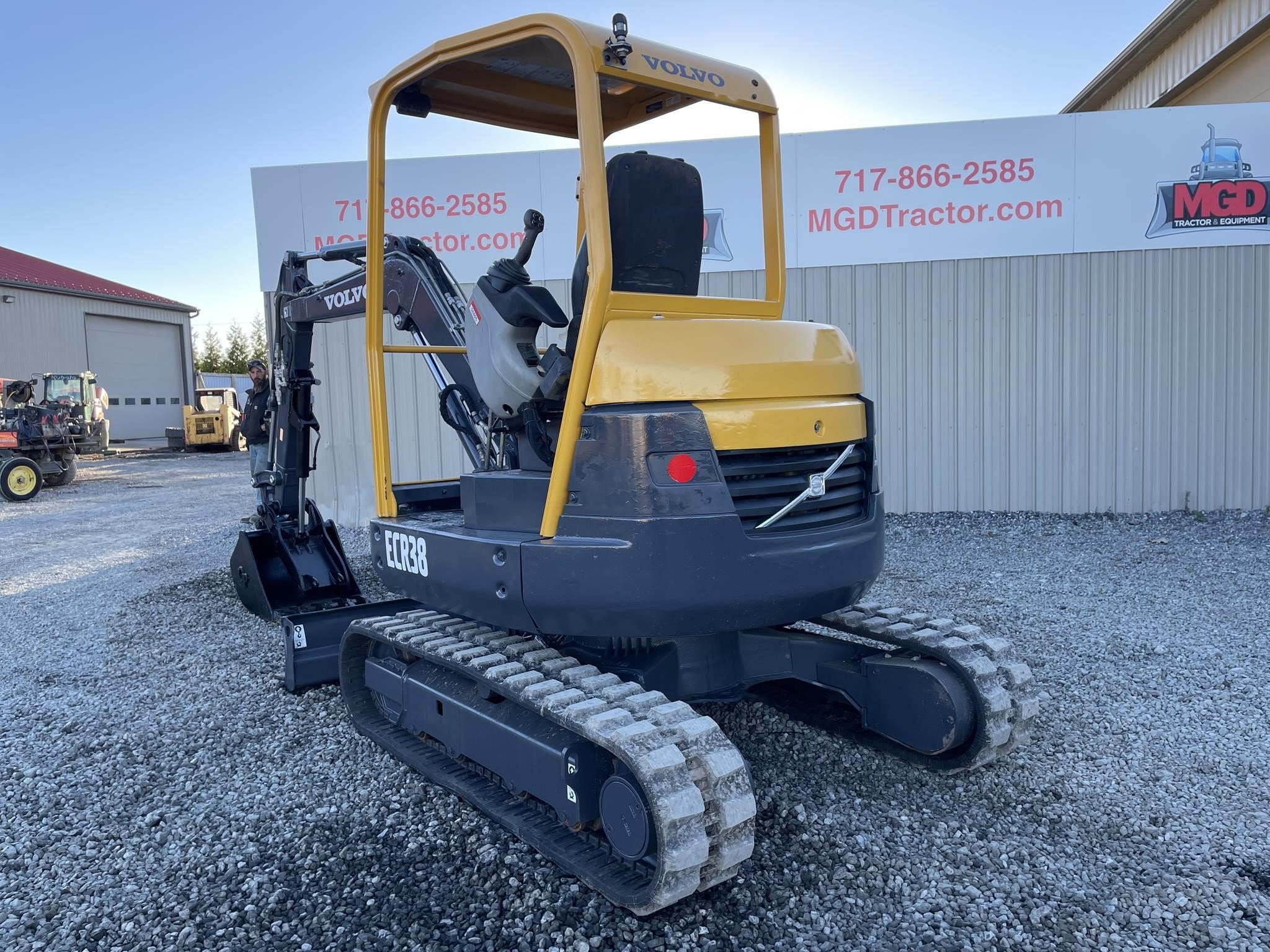  Volvo ECR38 Excavator