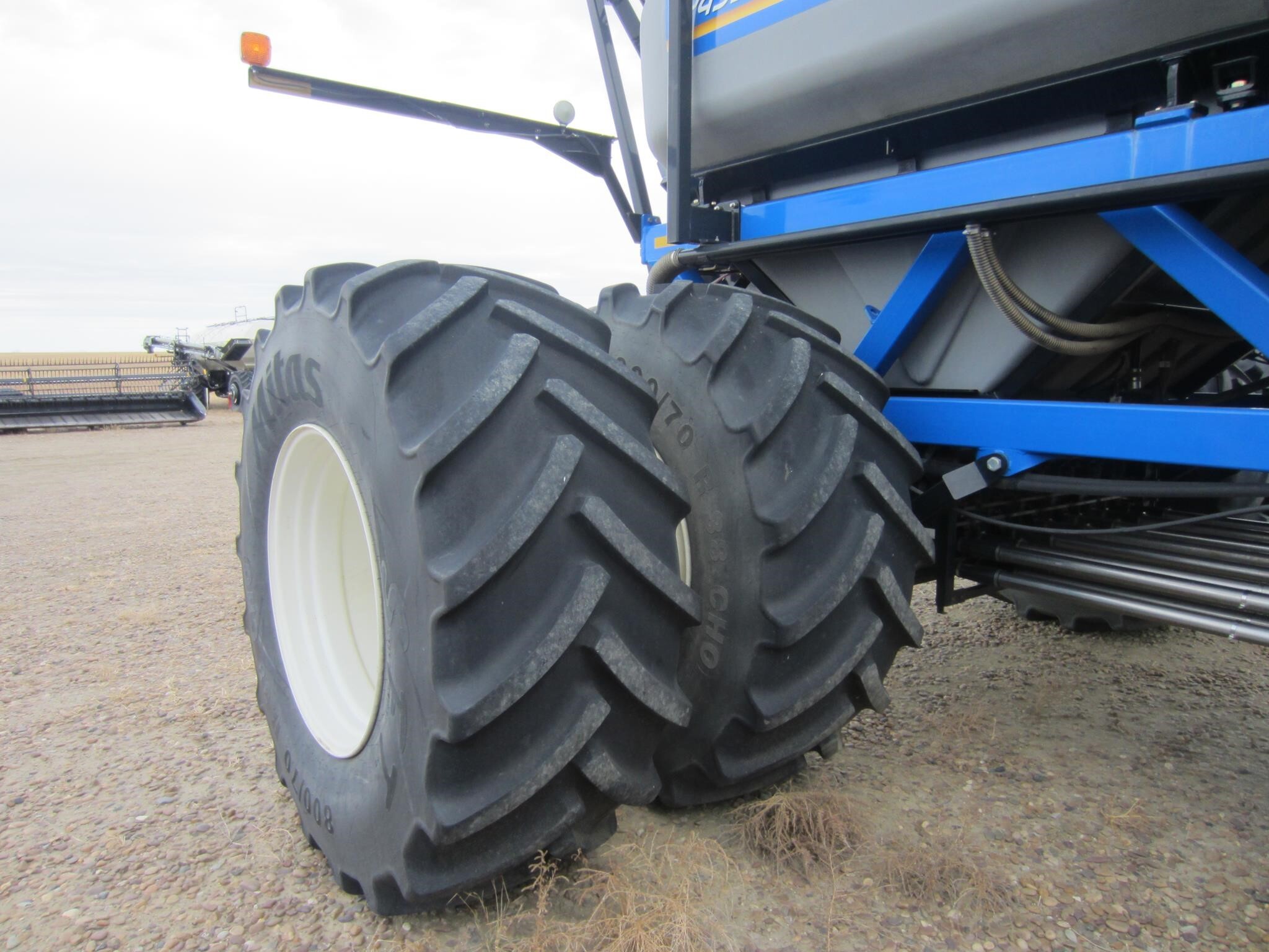 2018 New Holland P2060 Air Seeder