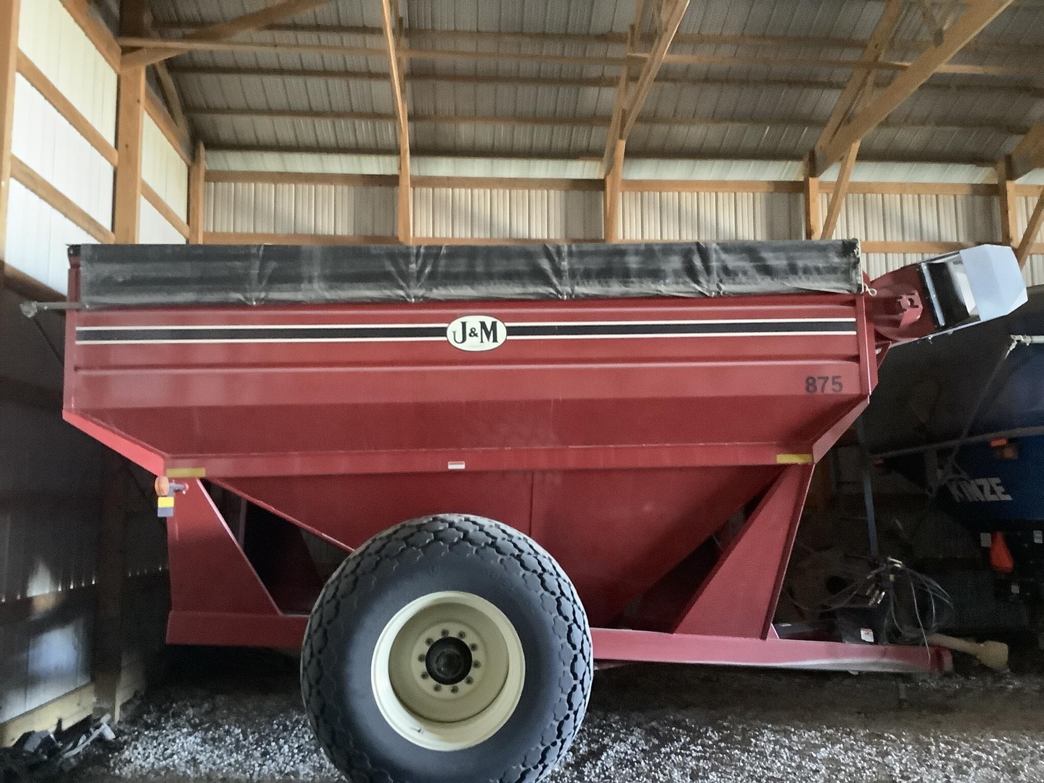 2003 J&M 875-18 Grain Cart