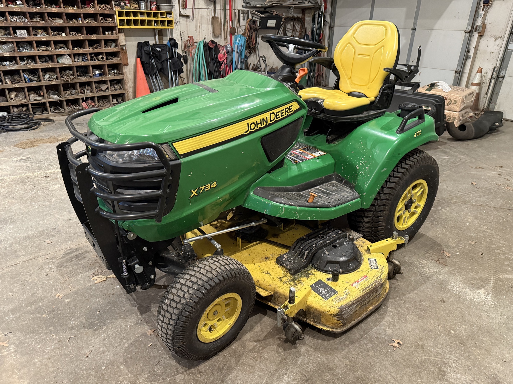 2019 John Deere X734 Lawn Mower