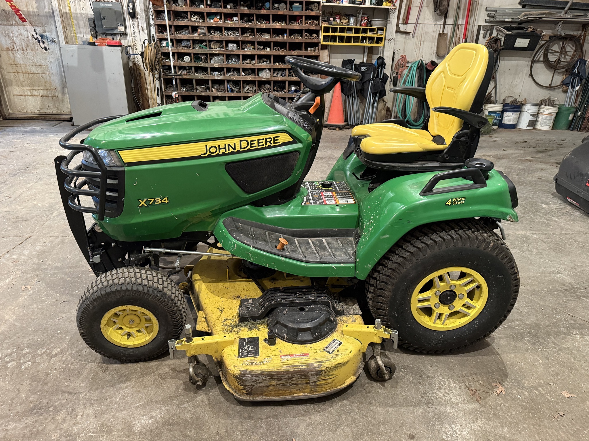 2019 John Deere X734 Lawn Mower