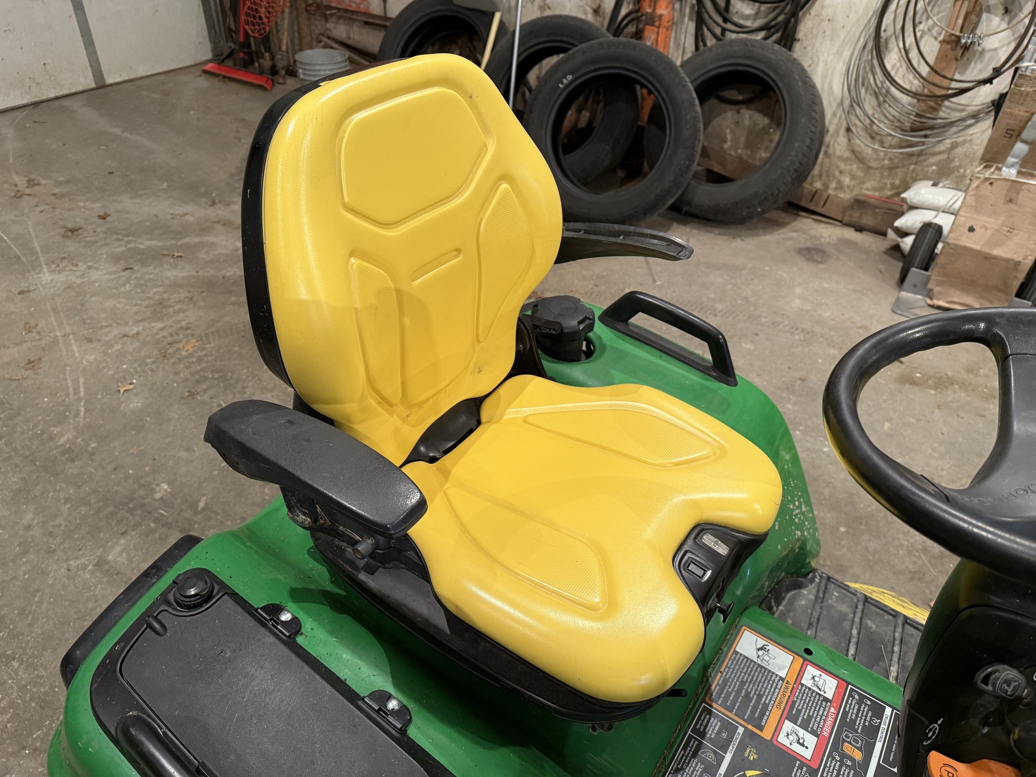 2019 John Deere X734 Lawn Mower