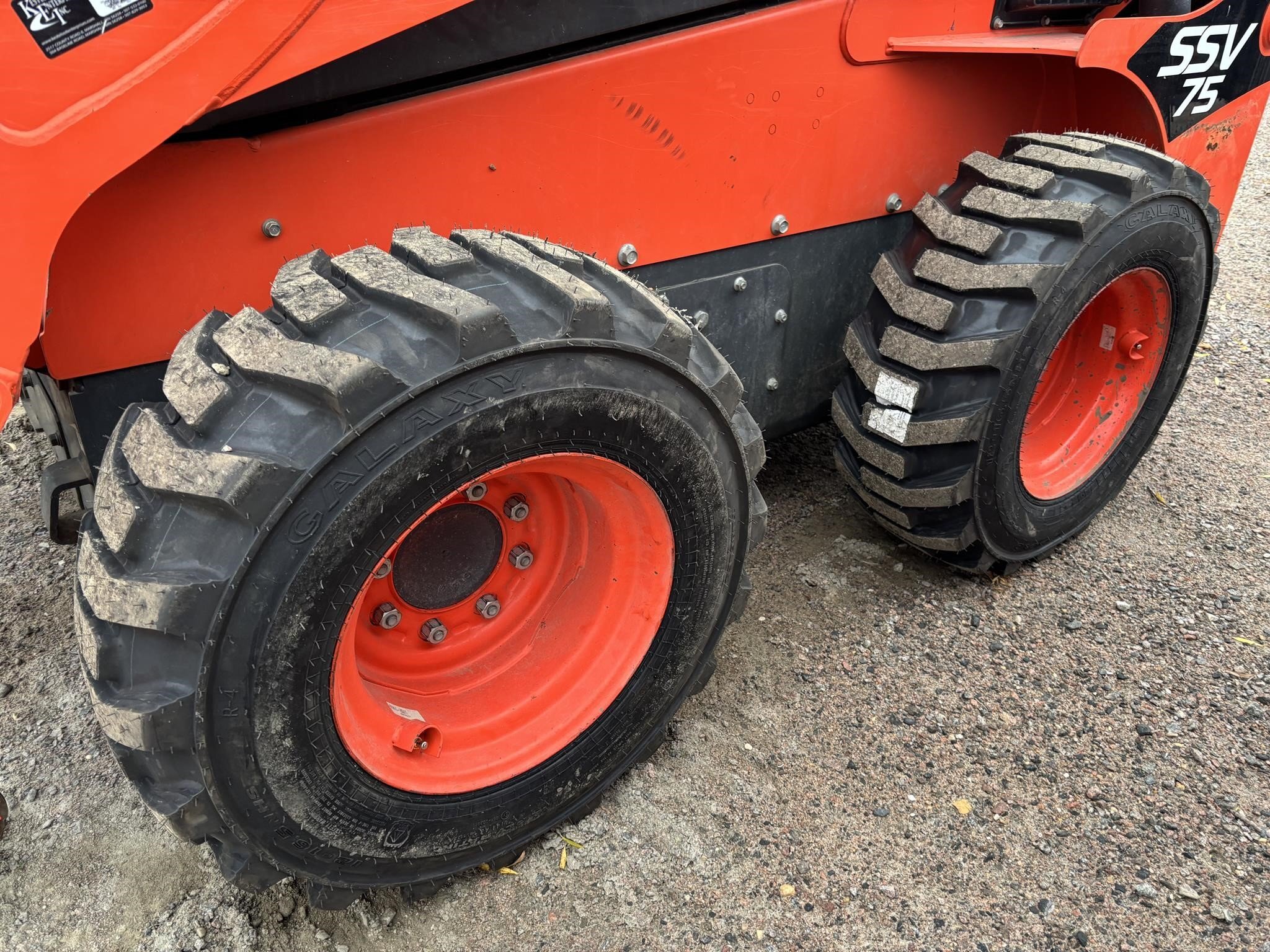 2018 Kubota SSV75 Skid Steer