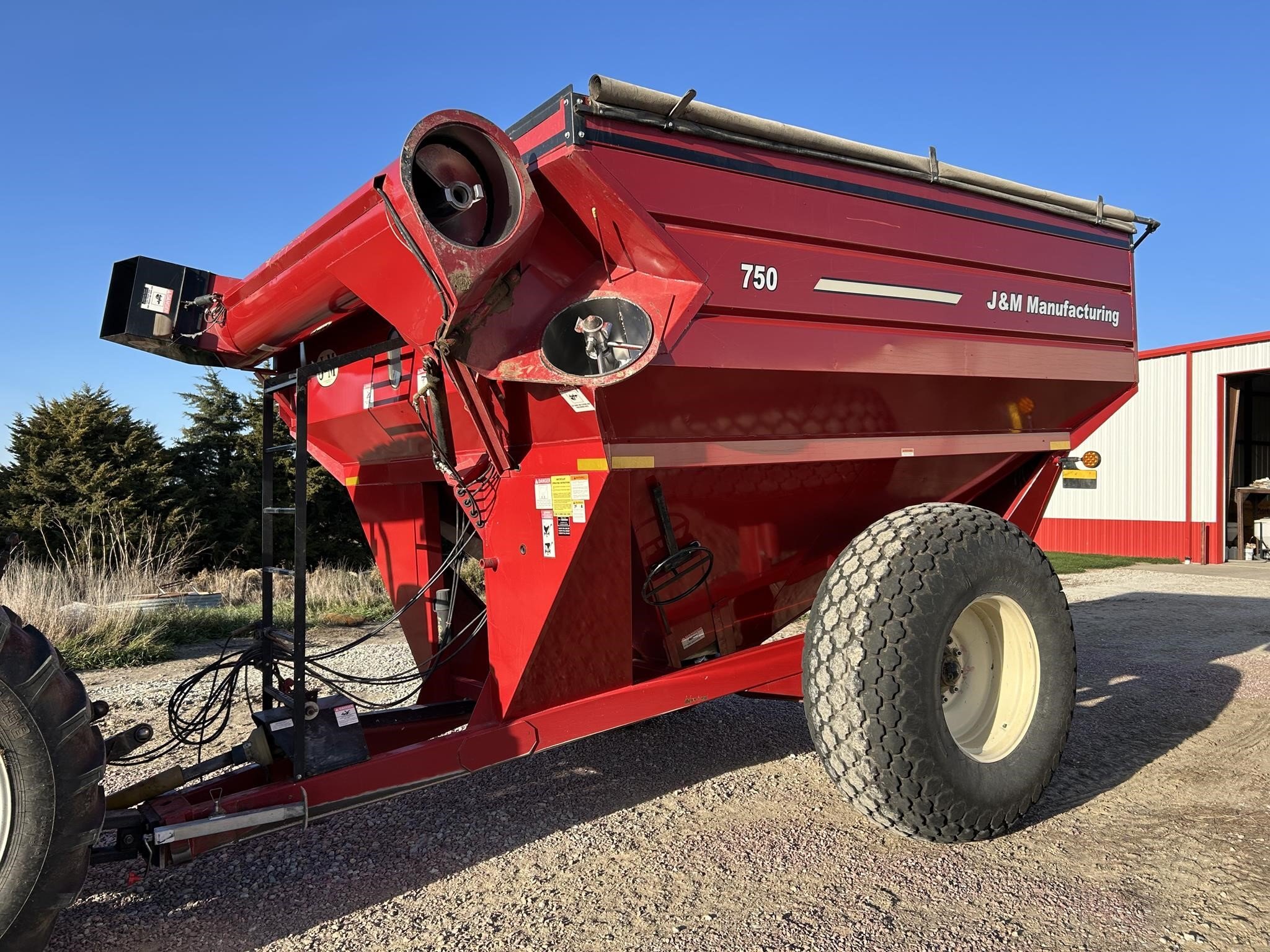 2007 J&M 750-18 Grain Cart