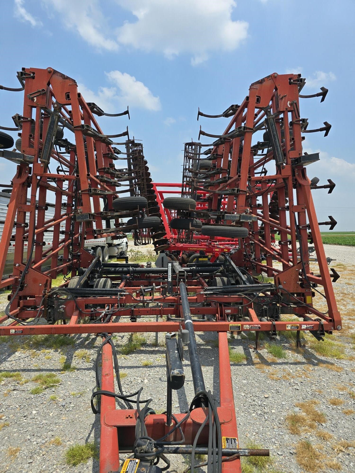 2009 Case IH Tigermate 200 Field Cultivator