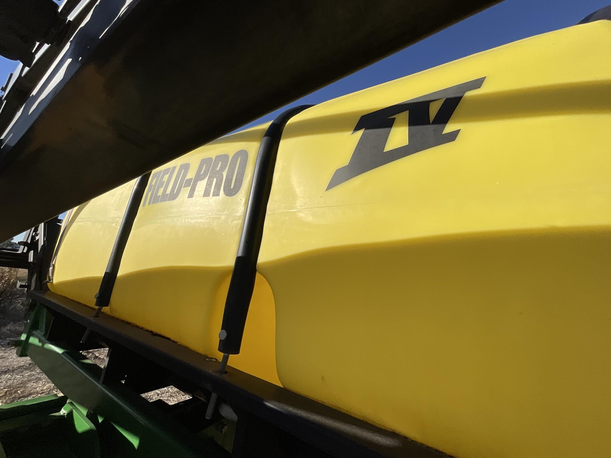 2014 Bestway Field Pro IV 1600 Pull-Type Sprayer