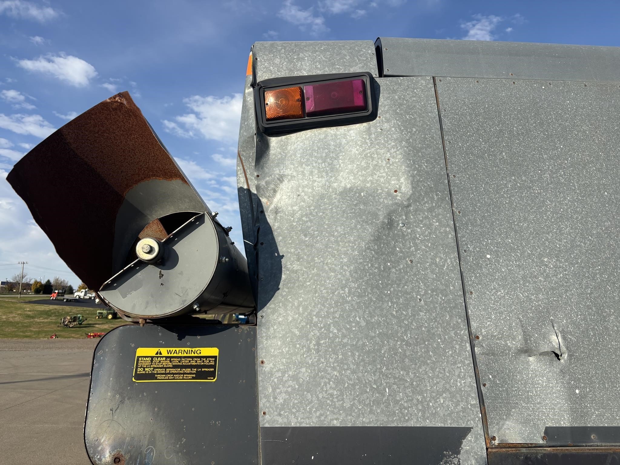 1989 Gleaner R50 Combine