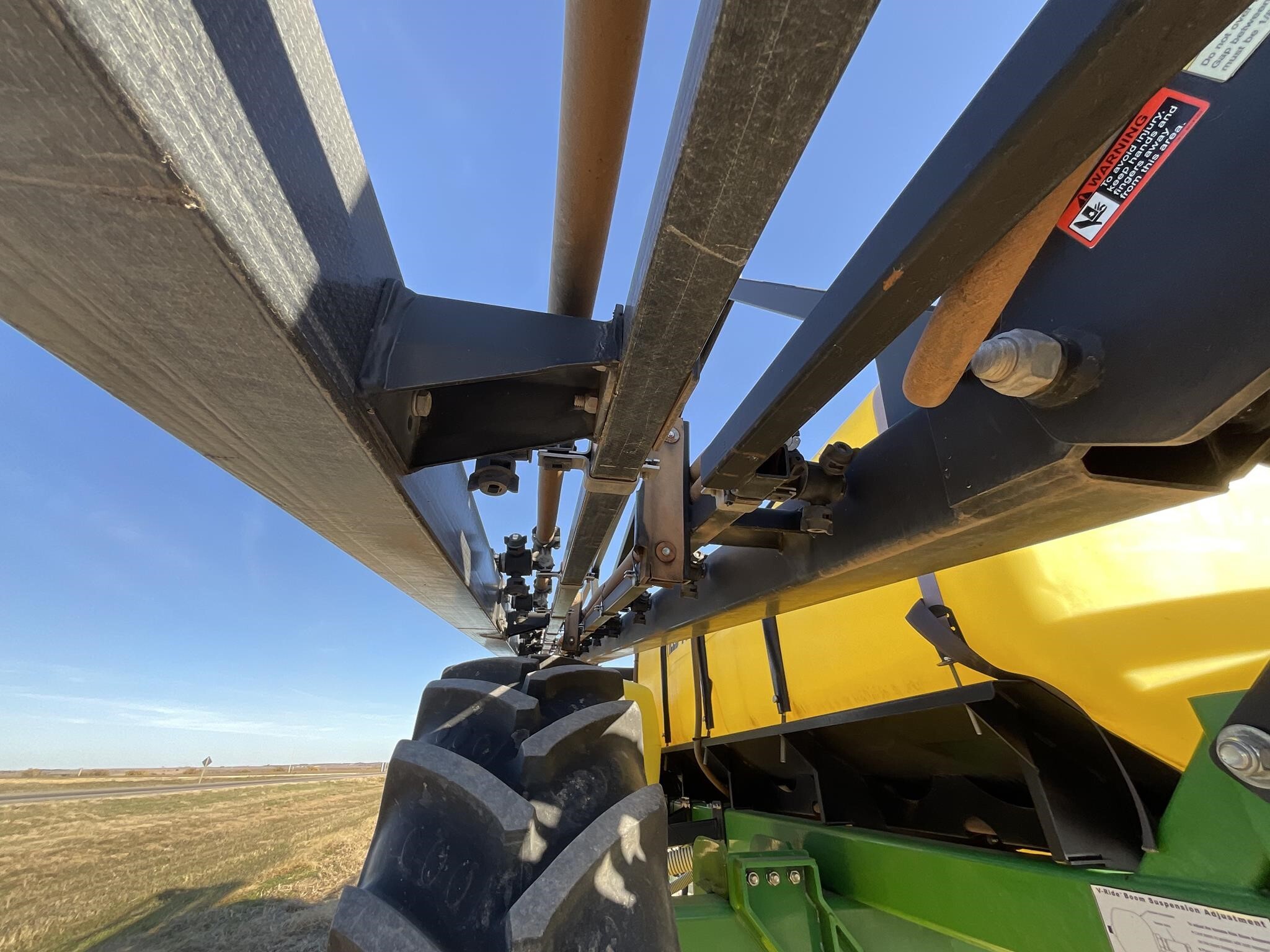 2014 Bestway Field Pro IV 1600 Pull-Type Sprayer