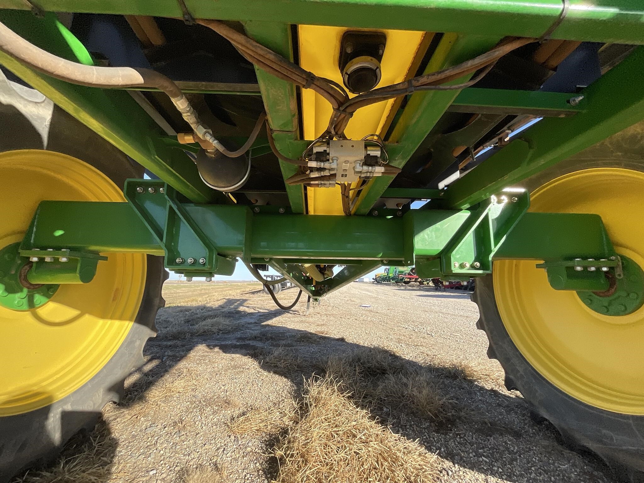 2014 Bestway Field Pro IV 1600 Pull-Type Sprayer