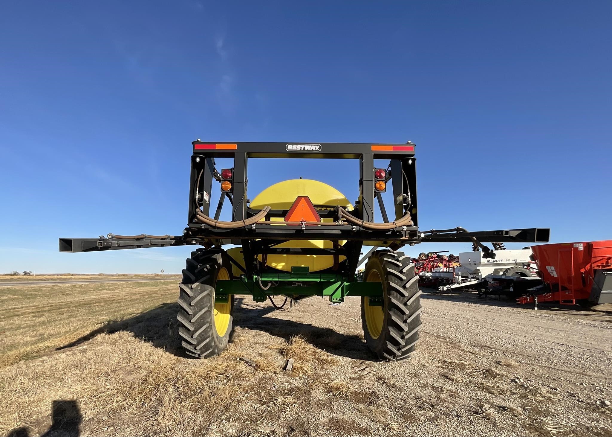 2014 Bestway Field Pro IV 1600 Pull-Type Sprayer