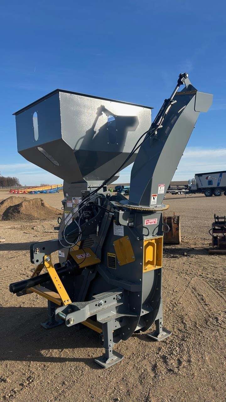 2025 Lankota LANCK17157 Grinders and Mixer - $18,200 | Machinery Pete