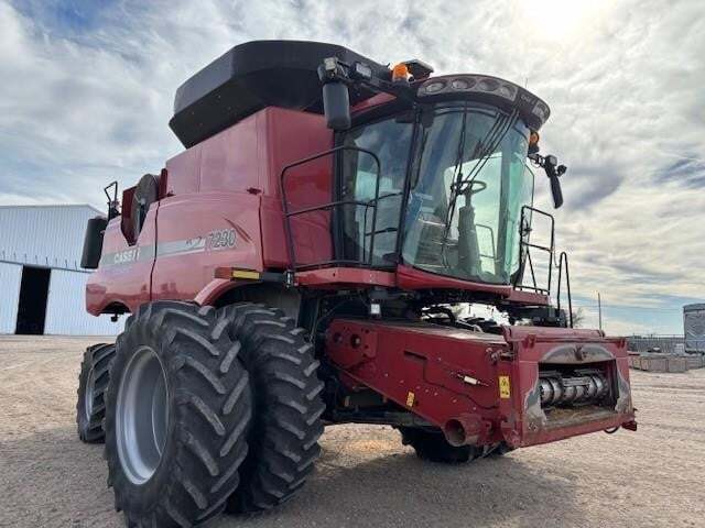2014 Case IH 7230 Combine