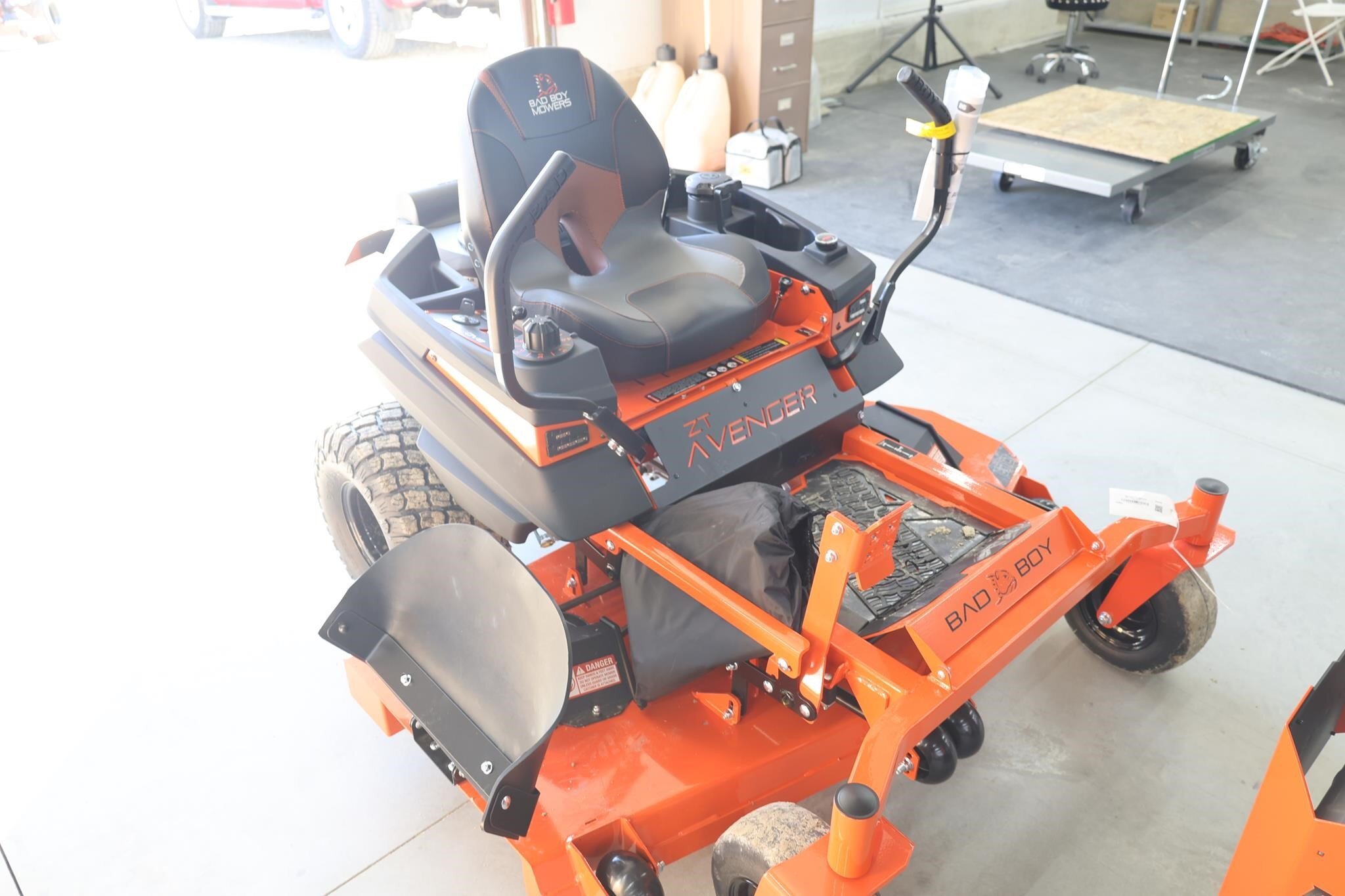  Bad Boy ZT AVENGER 6000 Lawn Mower