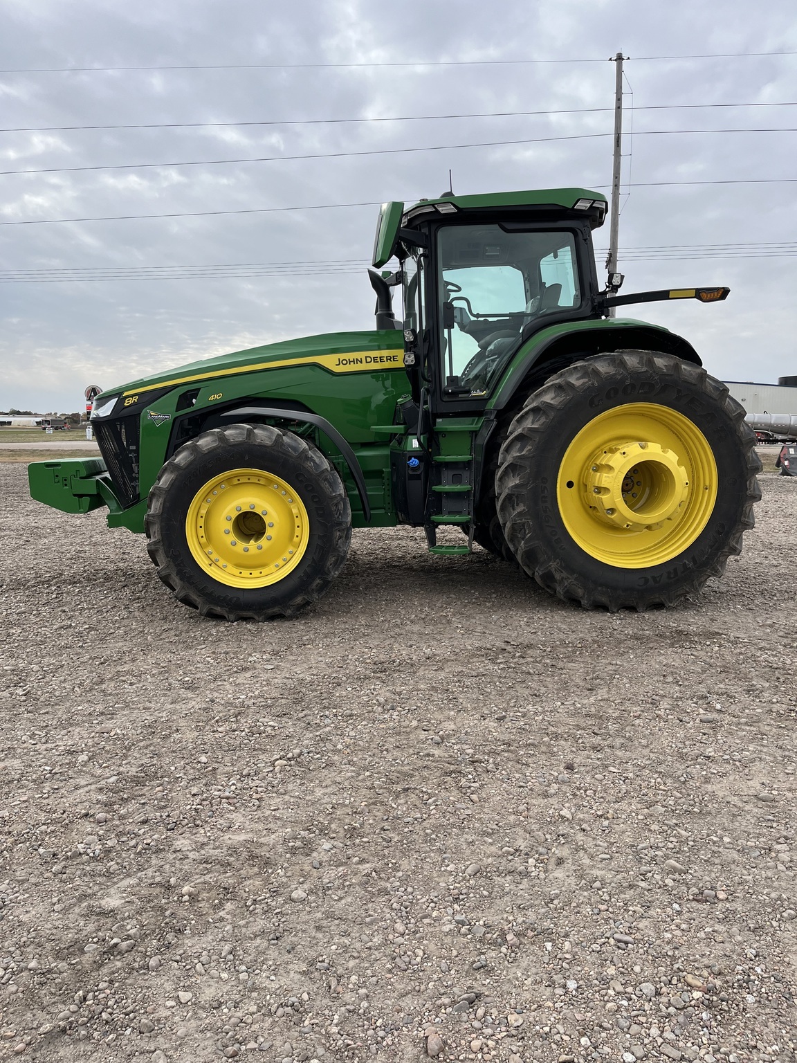 2025 John Deere 8R 410 Tractor