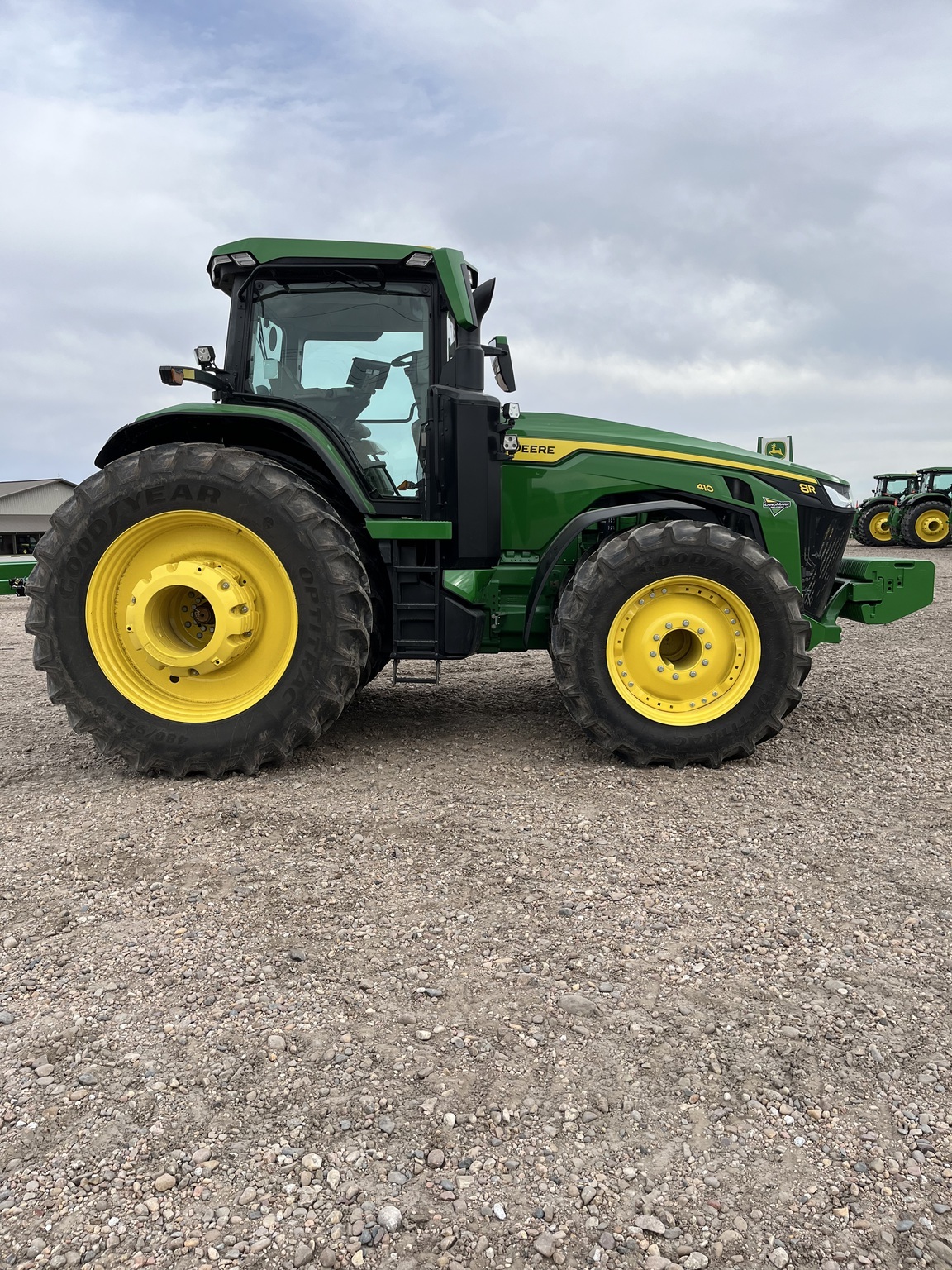 2025 John Deere 8R 410 Tractor