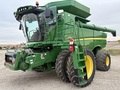 2015 John Deere S670 Combine