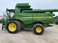 2015 John Deere S670 Combine
