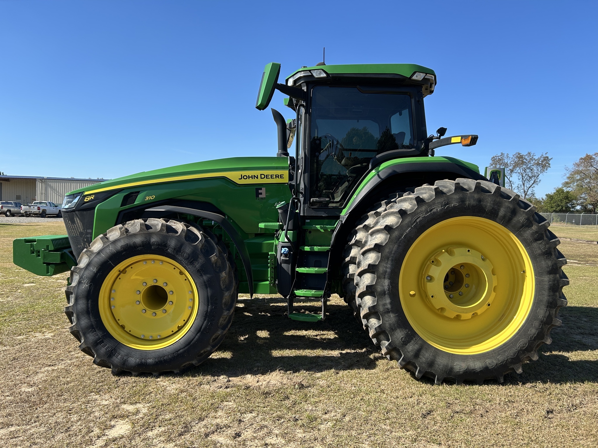 2023 John Deere 8R 310 Tractor