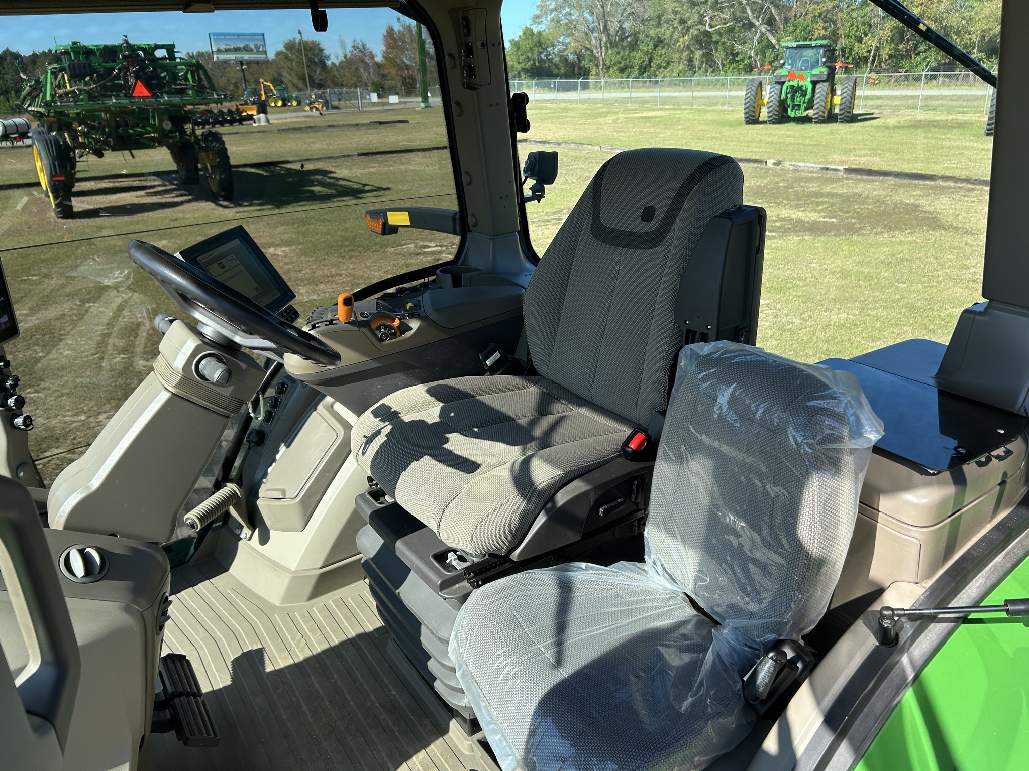 2023 John Deere 8R 310 Tractor