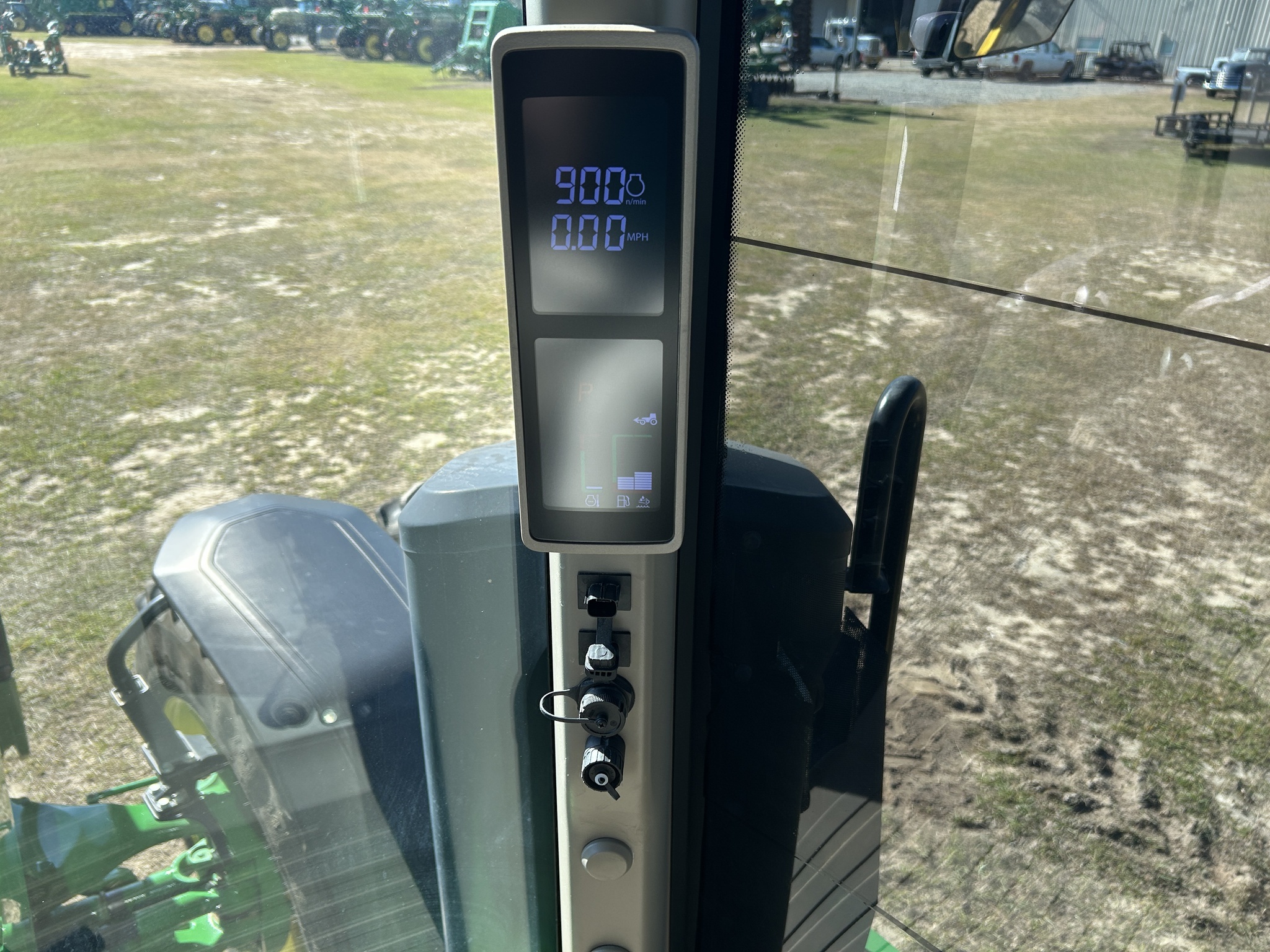 2023 John Deere 8R 310 Tractor