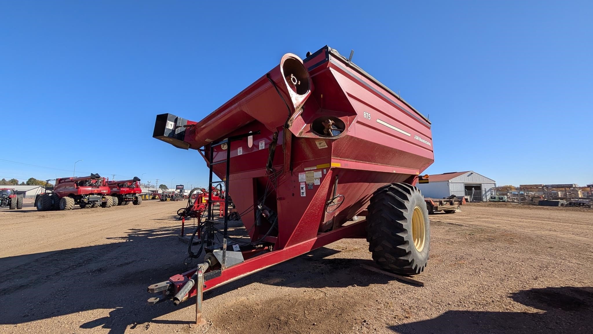 2008 J&M 875-18 Grain Cart