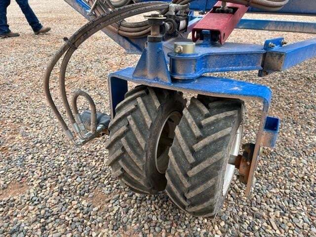 2024 Brandt 1547LP+ Augers and Conveyor