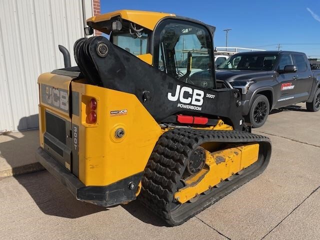 2014 JCB 300T Skid Steer