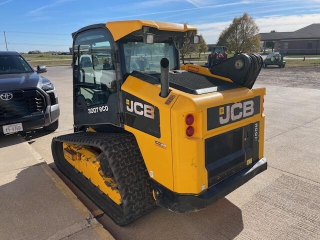 2014 JCB 300T Skid Steer
