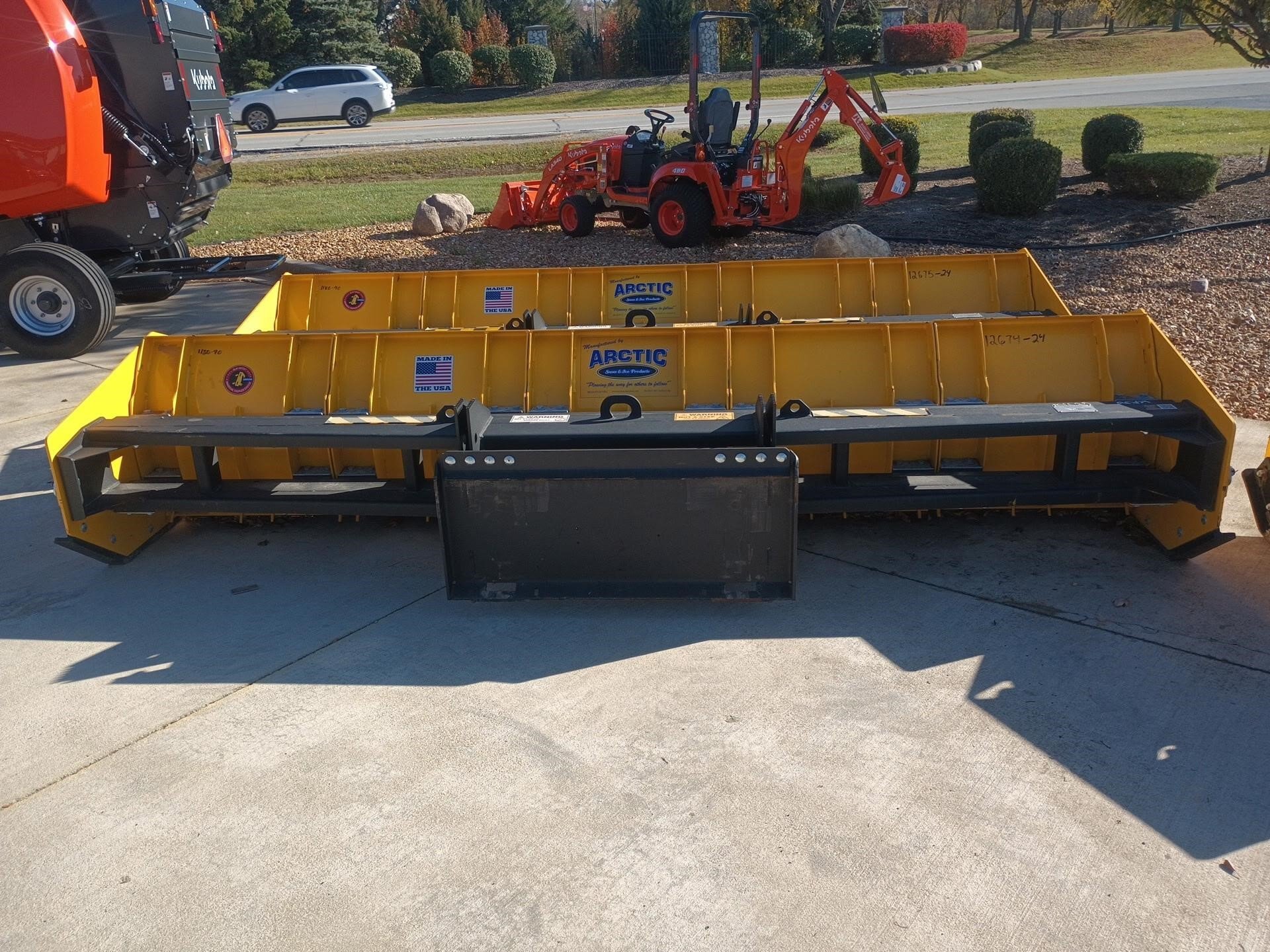  ARCTIC SNOW & ICE PRODUCTS LD13 Snow Blower