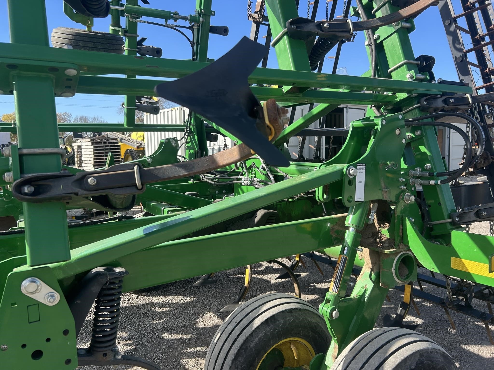 2018 John Deere 2230LL  38'6" Field Cultivator