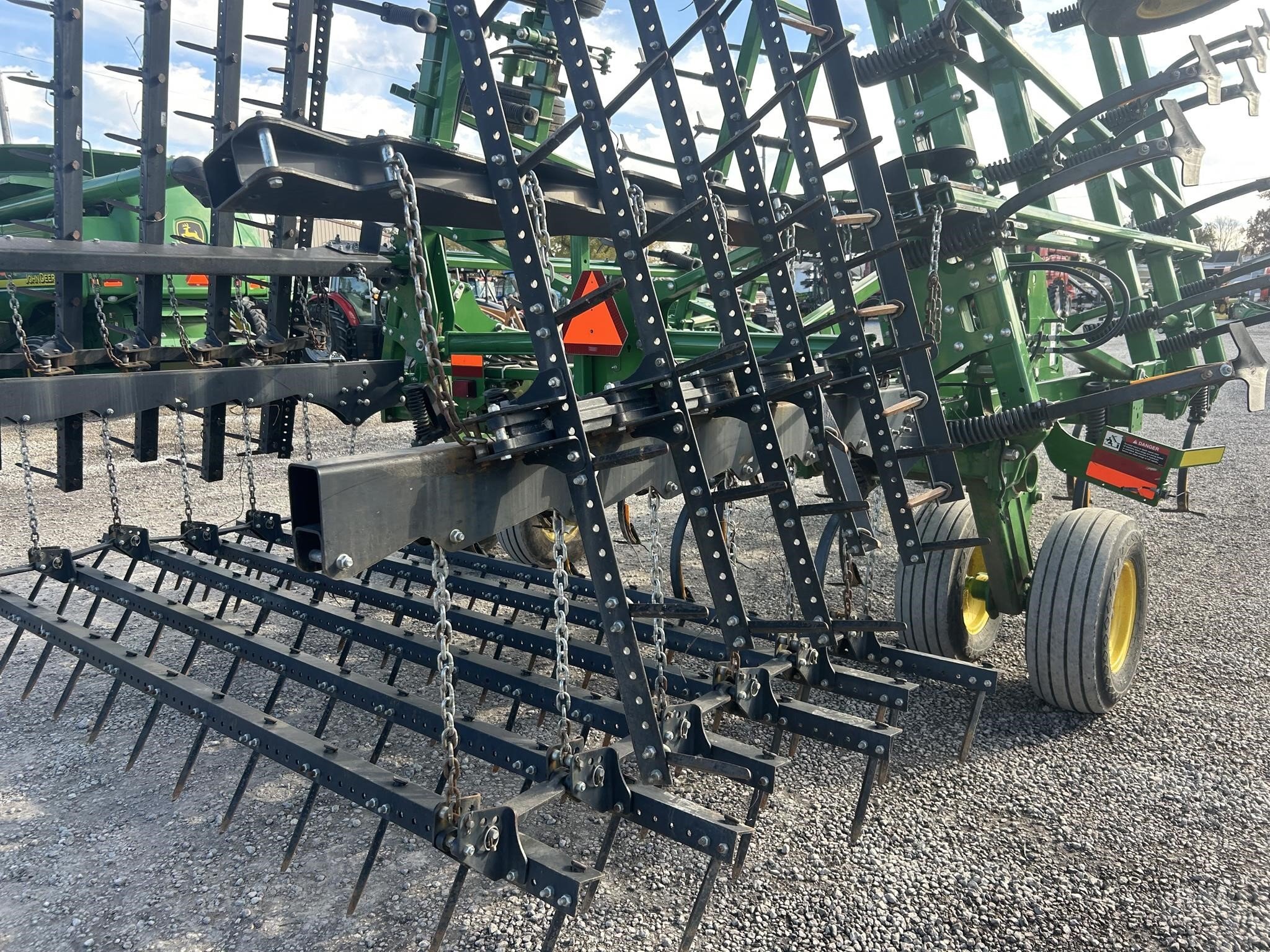 2018 John Deere 2230LL  38'6" Field Cultivator