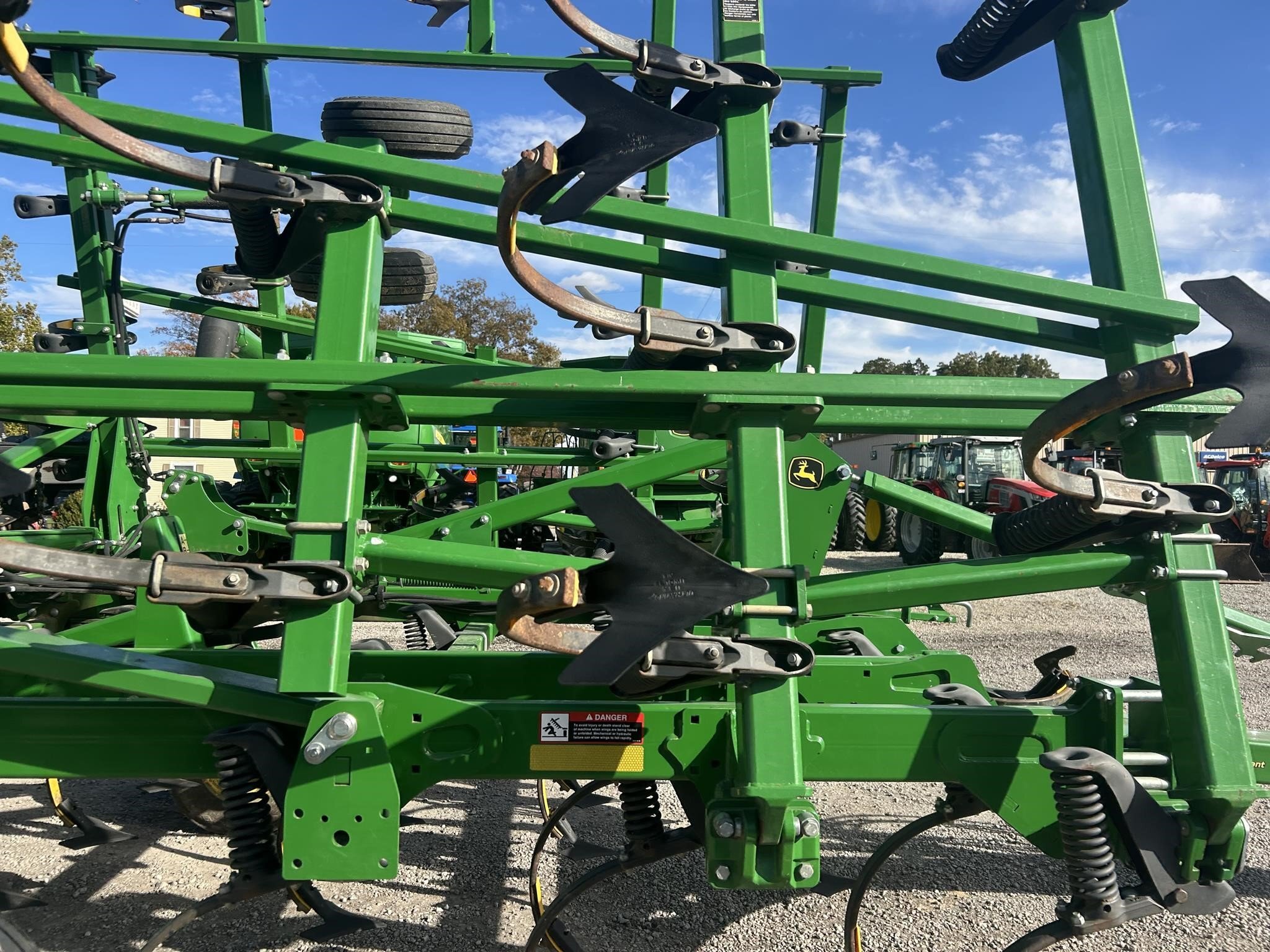 2018 John Deere 2230LL  38'6" Field Cultivator