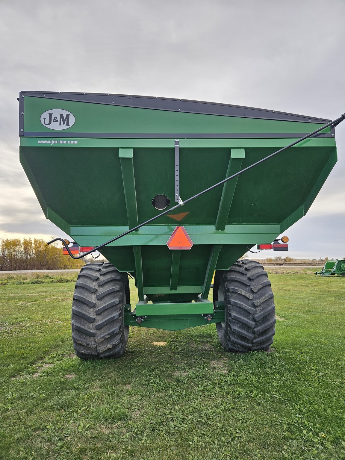 2016 J&M 1051 Grain Cart