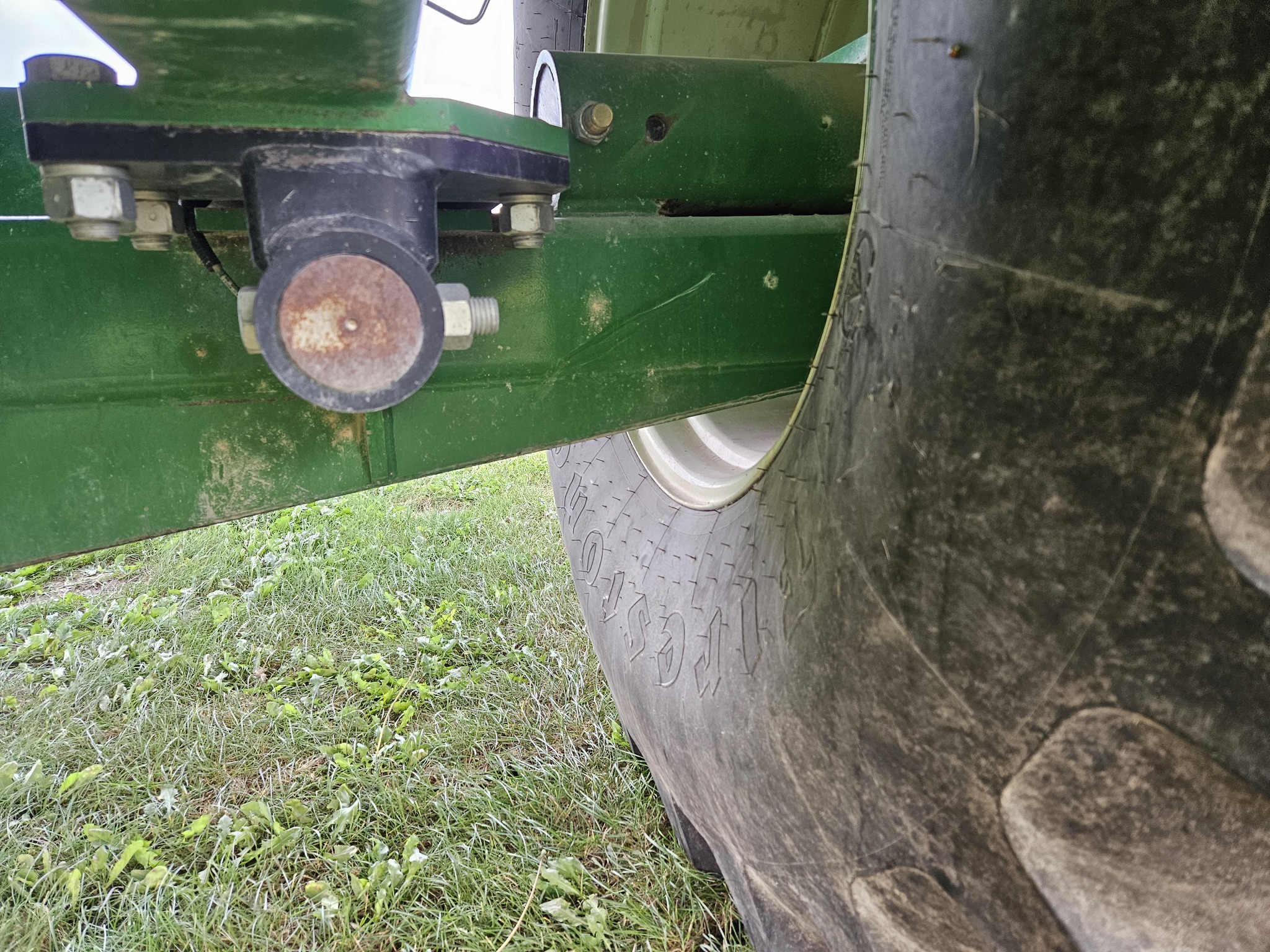 2016 J&M 1051 Grain Cart