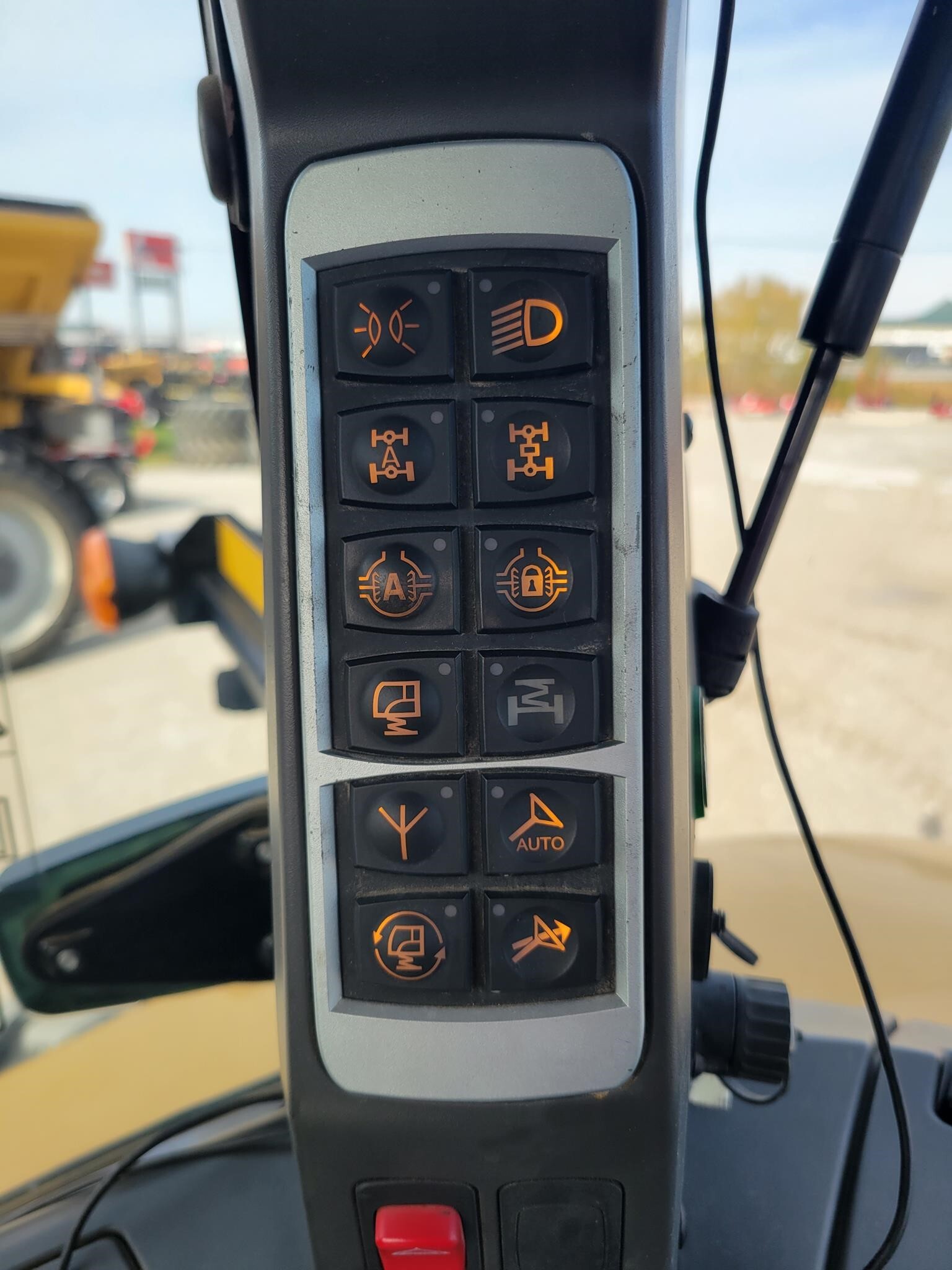 2019 Challenger MT665E Tractor