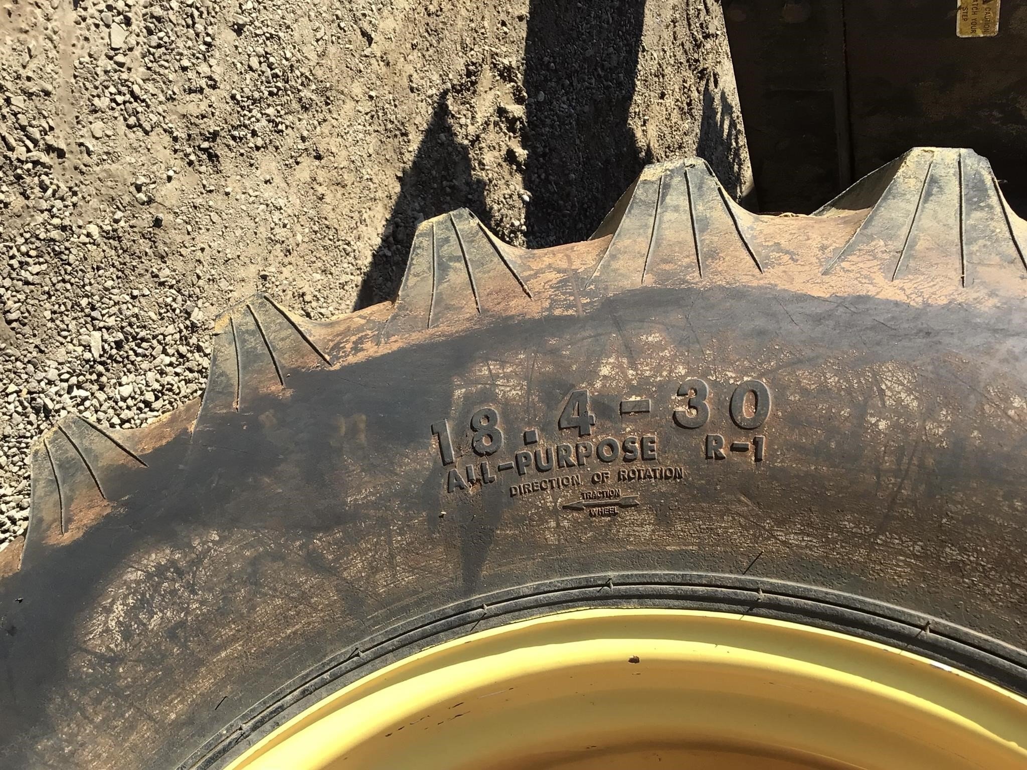 1986 Ford 5610 Tractor