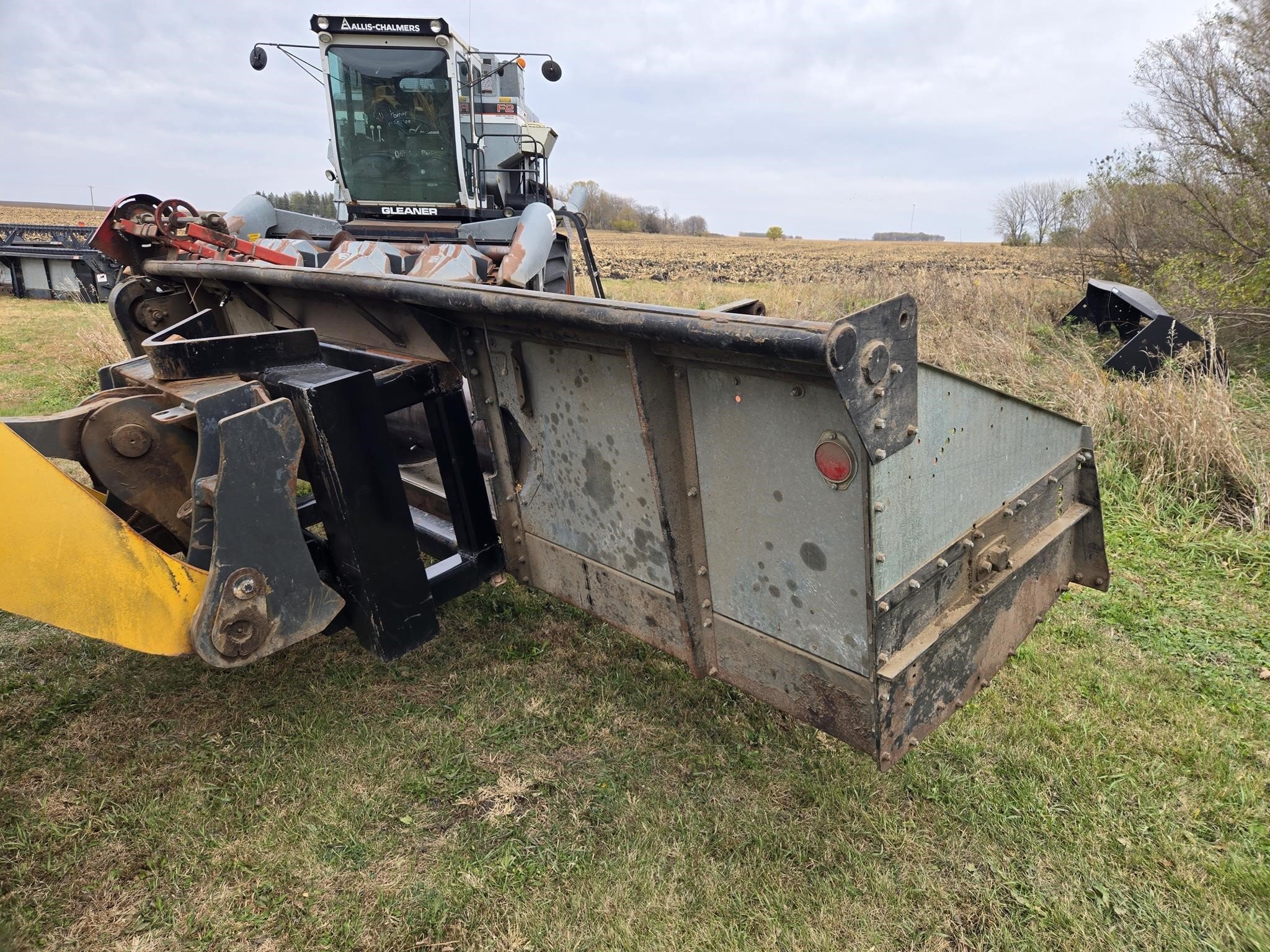  Gleaner 313 Platform