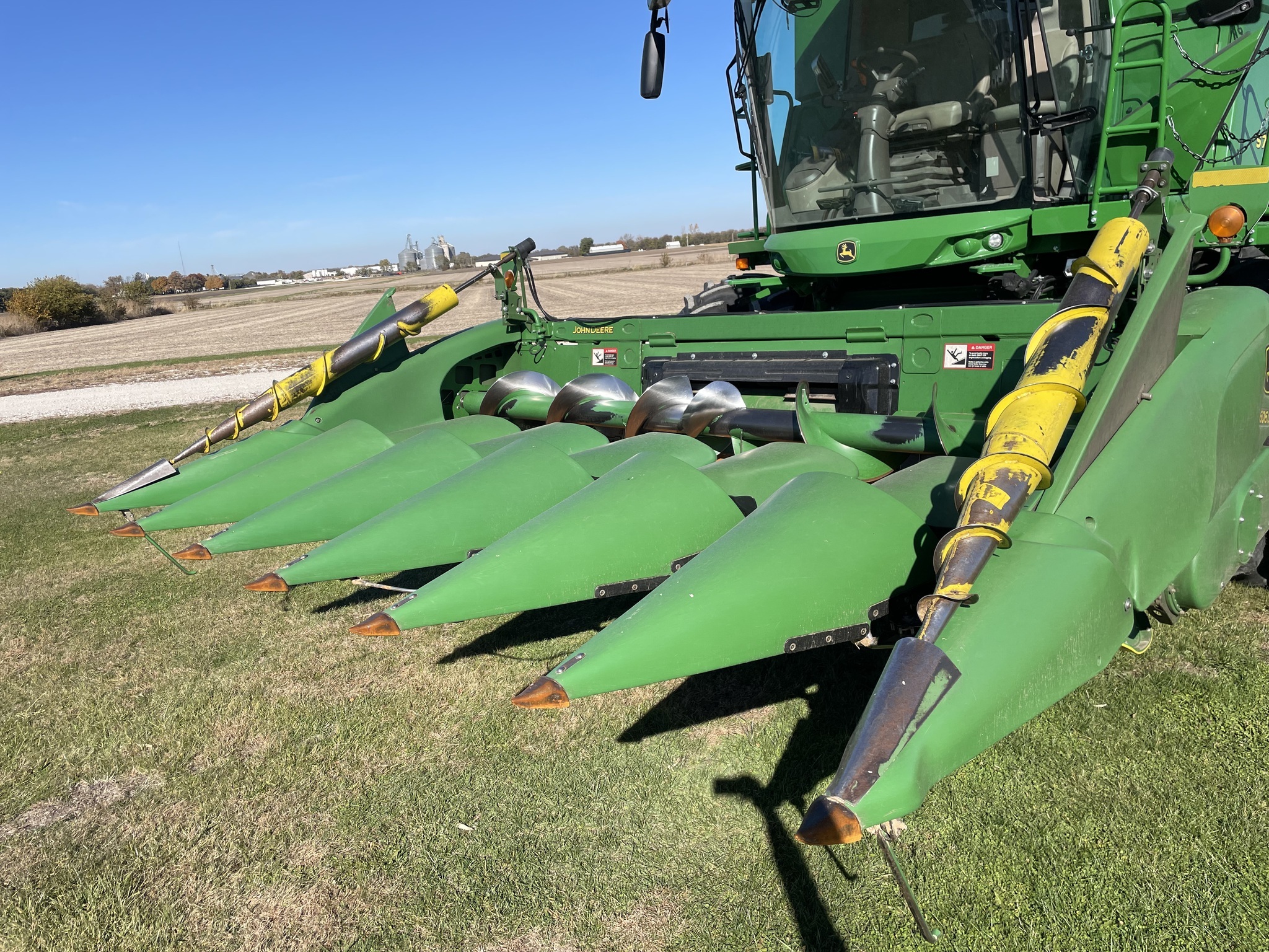 2014 John Deere 606C Corn Head