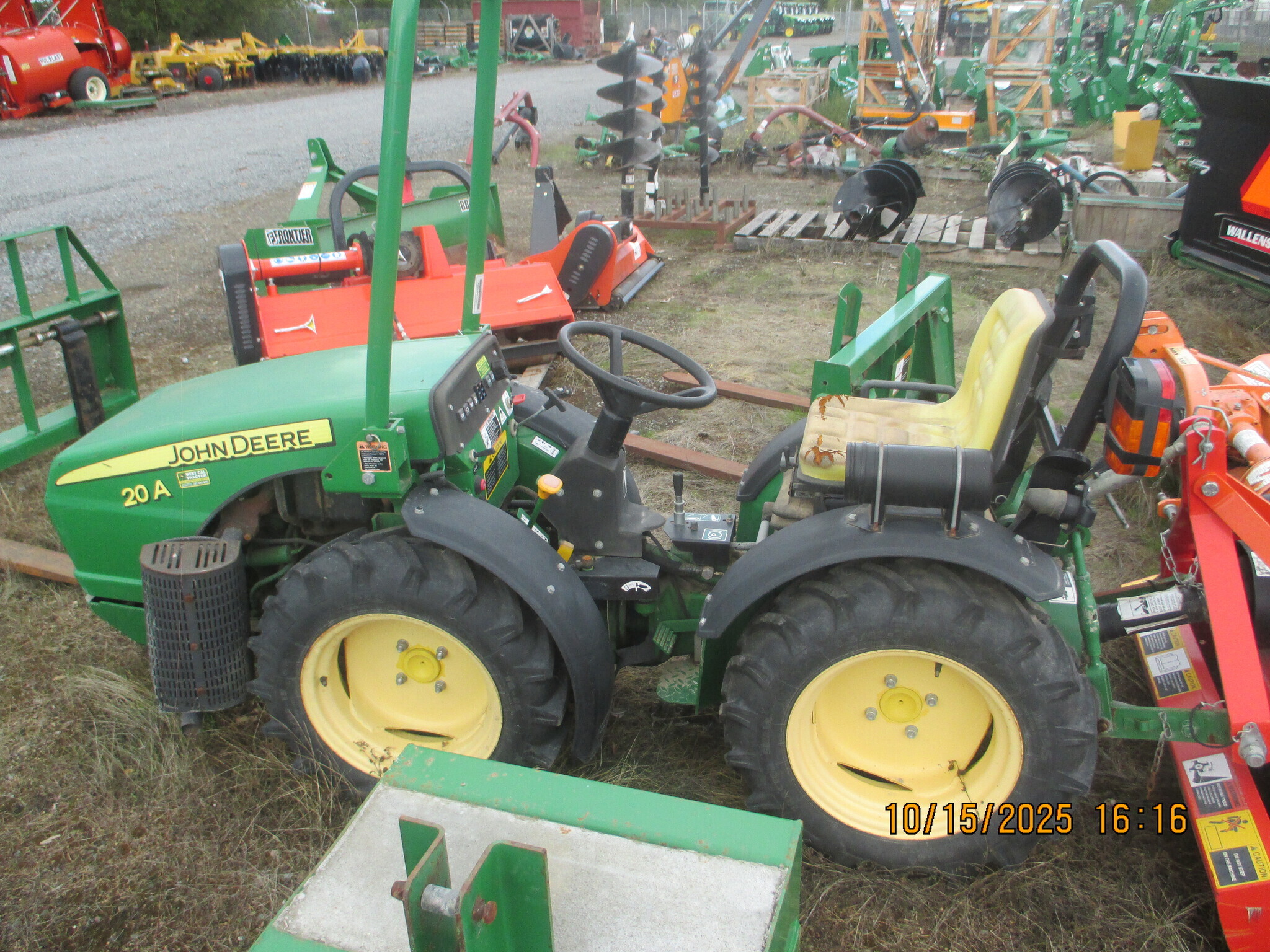2009 John Deere 20A Tractor