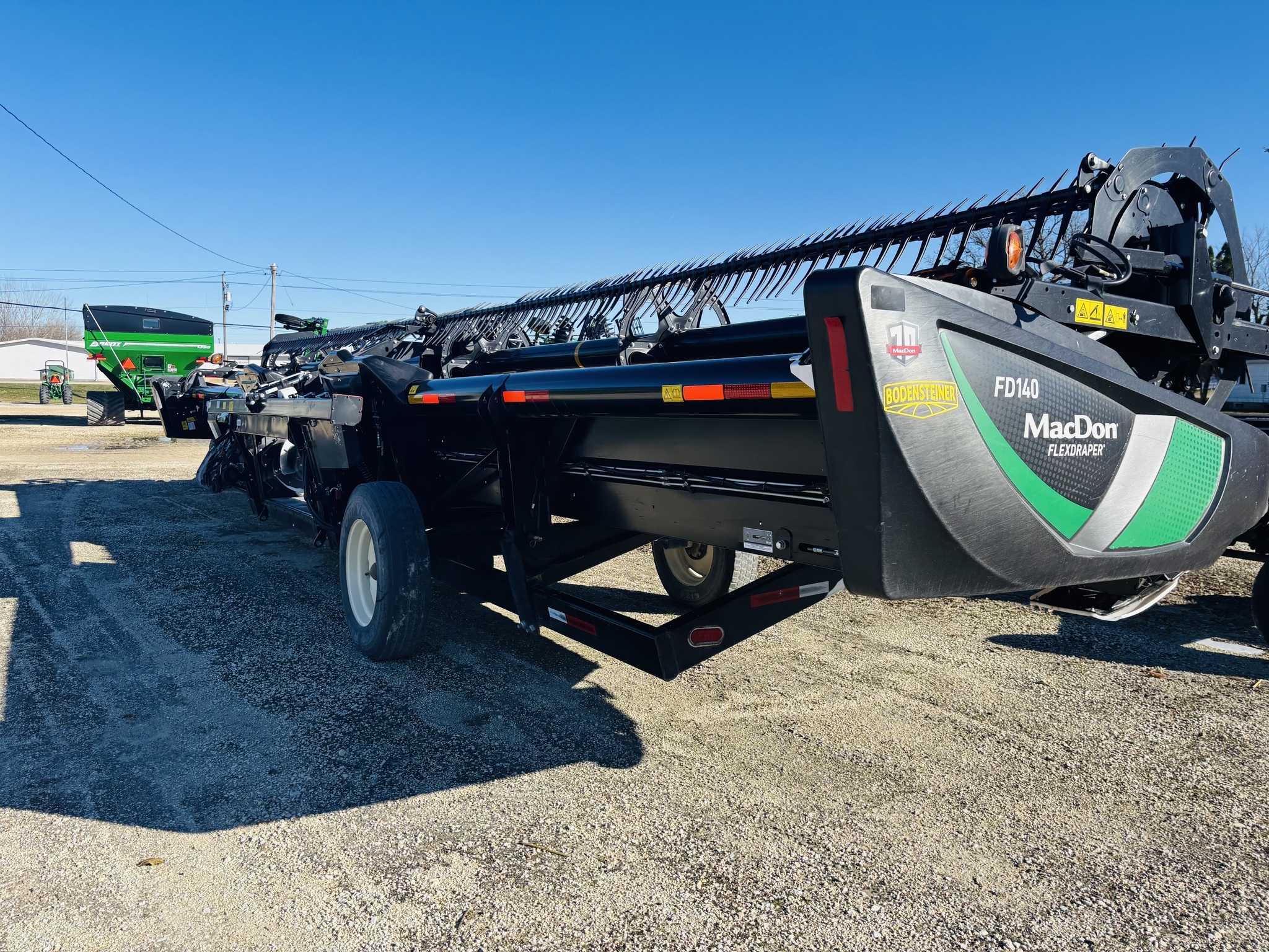2019 MacDon FD140 Platform