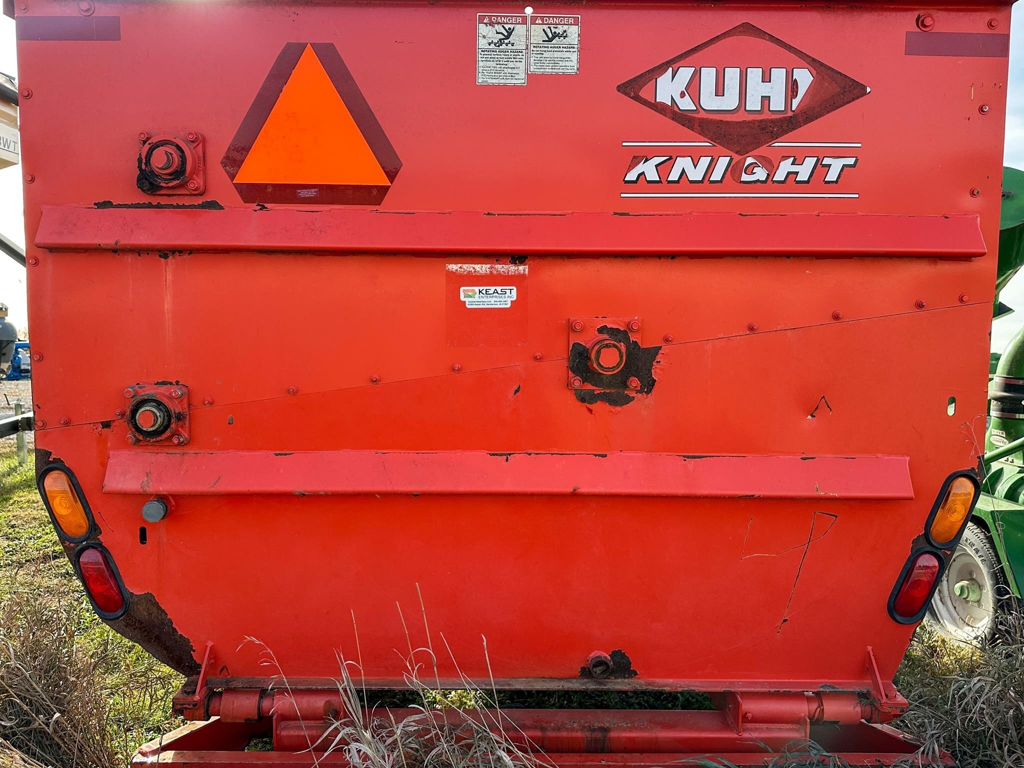 2014 Kuhn Knight 3130 Grinders and Mixer