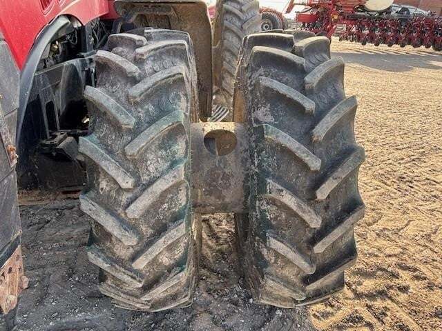 2011 Case IH Magnum 275 Tractor